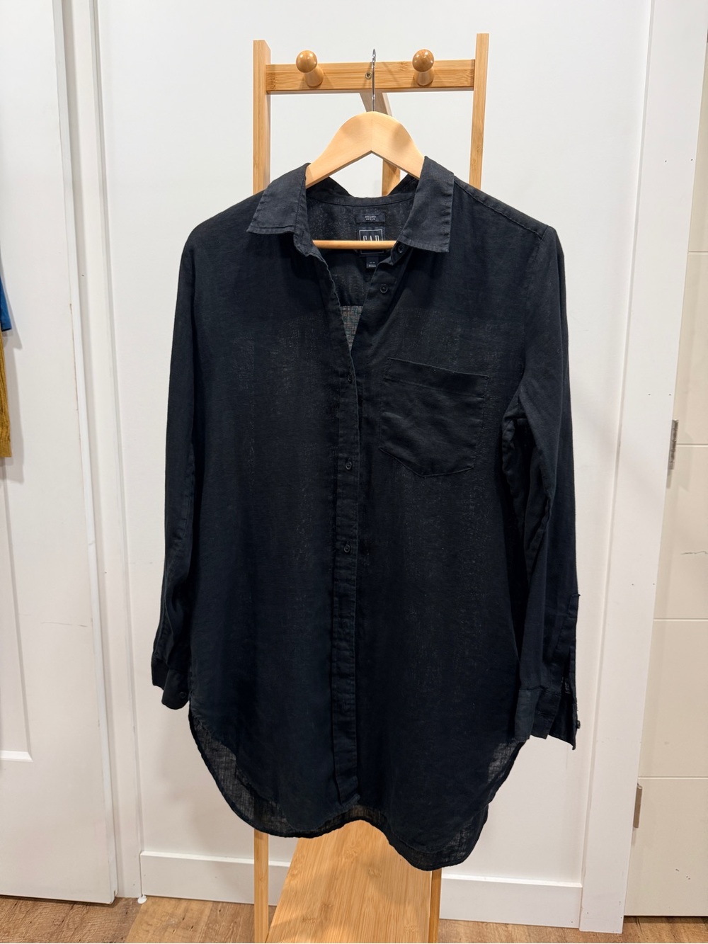 GAP Black Long-Sleeve Button-Front Shirt 100% Linen